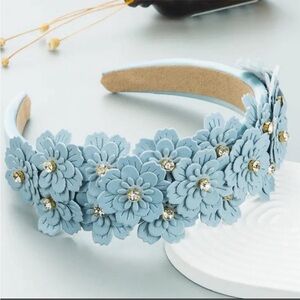 NEW Le Fleur Bandeau